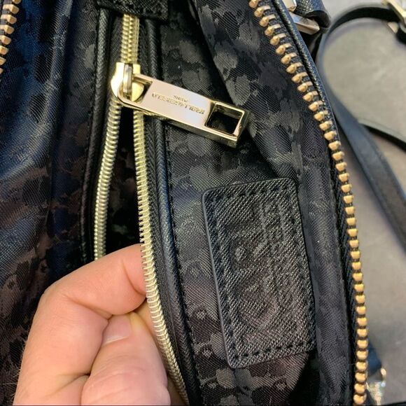 KARL Lagerfeld black leather gold hardware crossbody shoulder bag purse - Picture 5 of 11